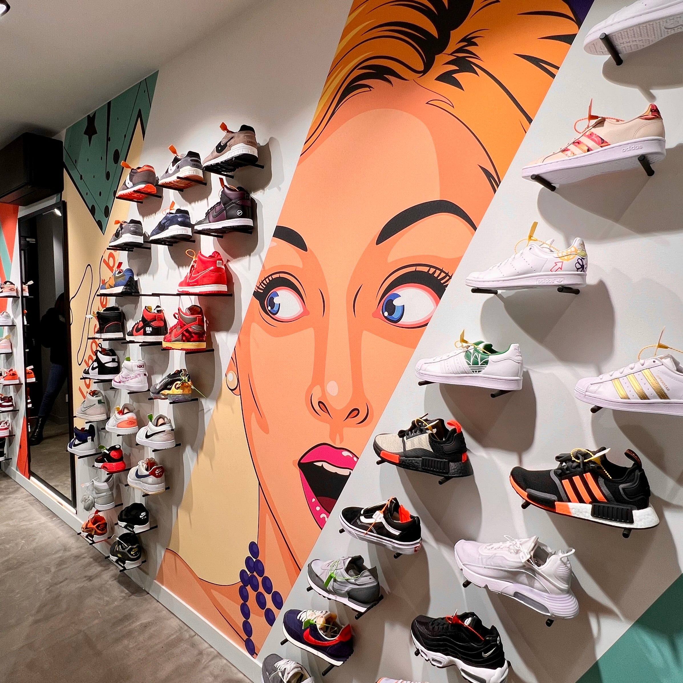 LaBasket.be Magasin de sneakers et streetwear Marche en Famenne